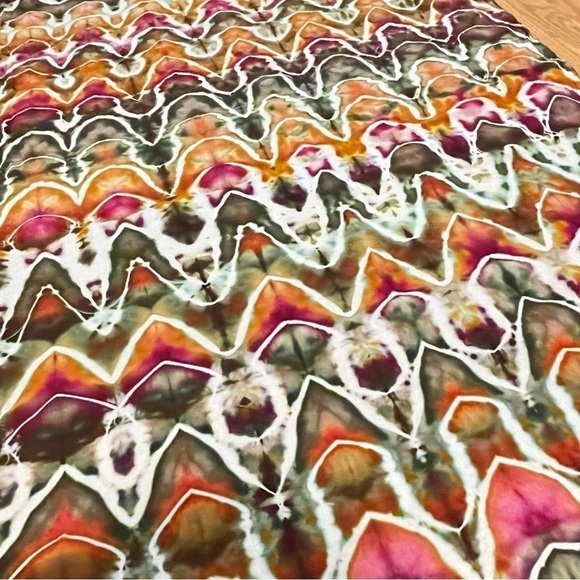 Hand tie dyed wall hanging flag tapestry in a 52x32" psychedelic earth large - Picture 2 of 7